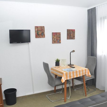 Hotel Kuehns Muehle Oestrich-Winkel Buitenkant foto