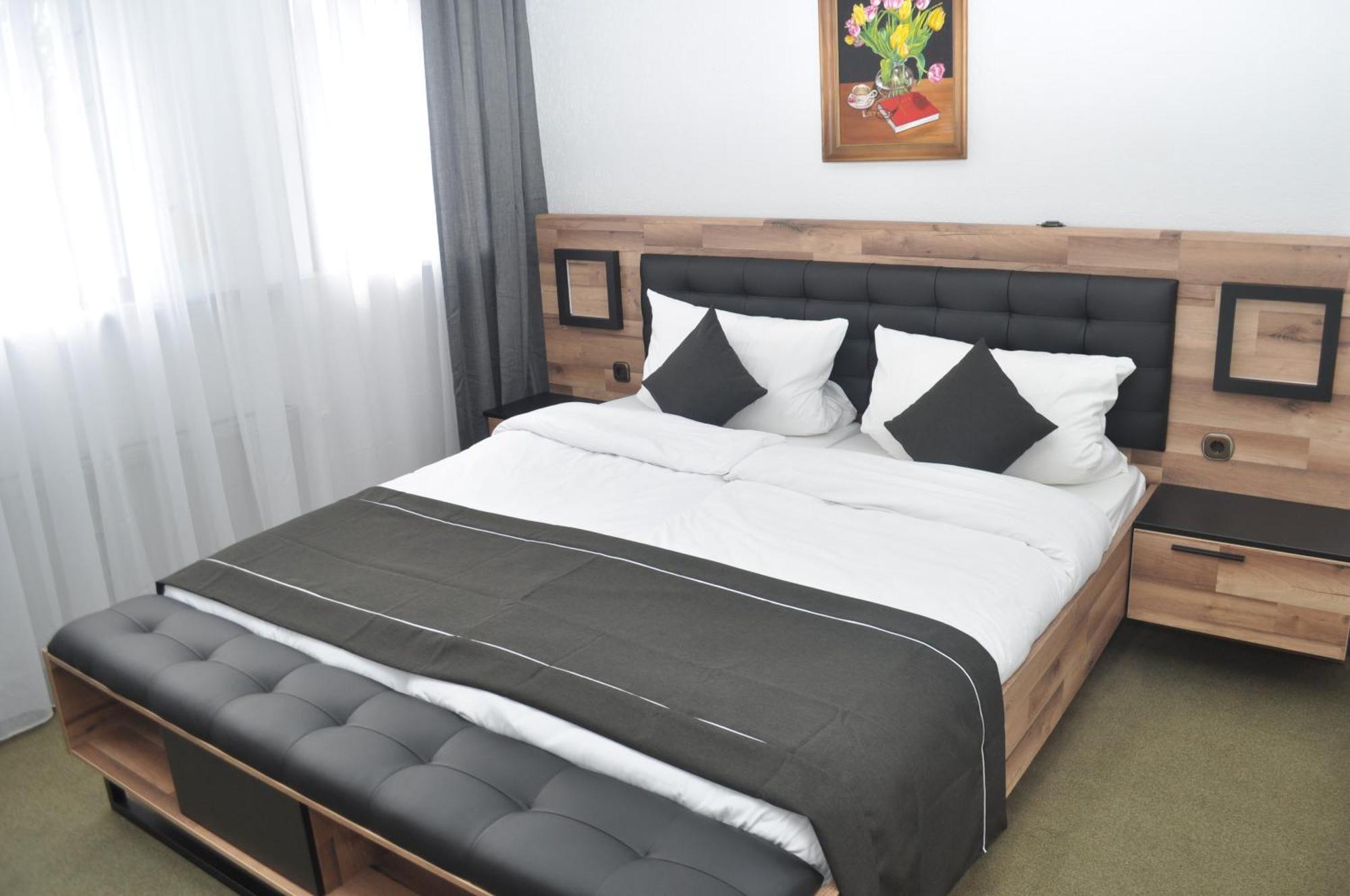 Hotel Kuehns Muehle Oestrich-Winkel Buitenkant foto